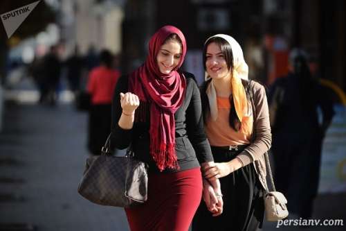 تابلوی حجاب در افغانستان جنجال آفرین شد