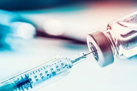 9 نوع واکسن مورد نیاز بزرگسالان