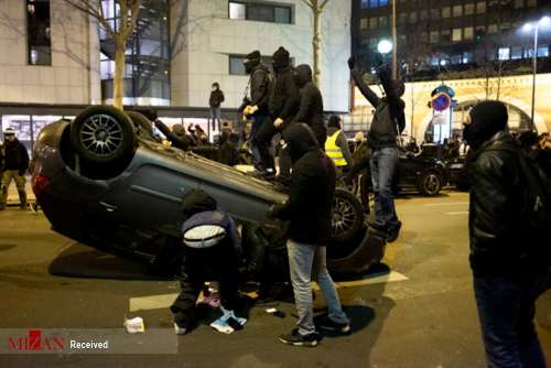 ماشین های چپ شده در تظاهرات فرانسوی ها + عکس