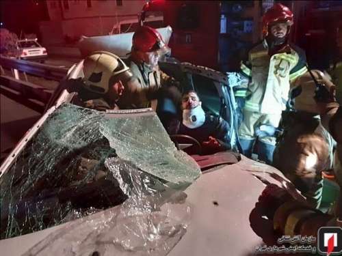 عکس| درهم پیچیده شدن اتاقک پژو ۲۰۶ پس از تصادف شدید