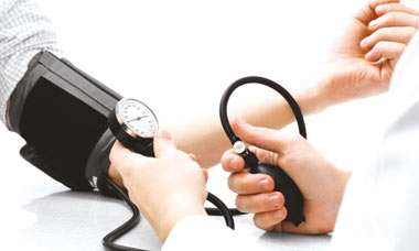 نکاتی مهم برای کاهش فشار خون + عواملی که بر فشار خون تاثیر می گذراند