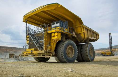 eDumper هیبریدی؛ غول ۲۹۰ تنی که بزرگ ترین کامیون معدن برقی جهان خواهد بود