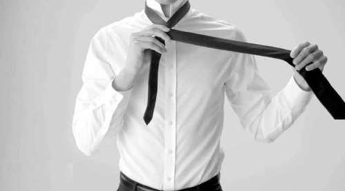 آموزش بستن کراوات با گره ساده + عکس
