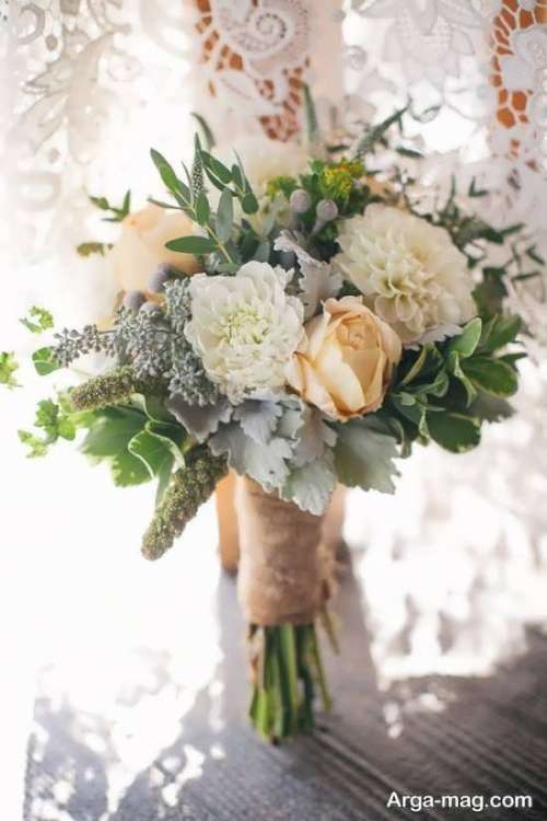 دسته گل عروس روستیک با انواع تزئینات زیبا و خاص