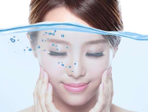 معرفی 5 روش فوق العاده برای آبرسانی پوست صورت در خانه