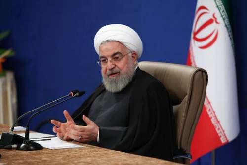 روحانی: ویروس آمریکایی و کرونا نمی‌تواند تولید ما را متوقف کند/ نمی‌گذاریم لبخندی بر روی صورت مستبدین کاخ سفید بنشیند