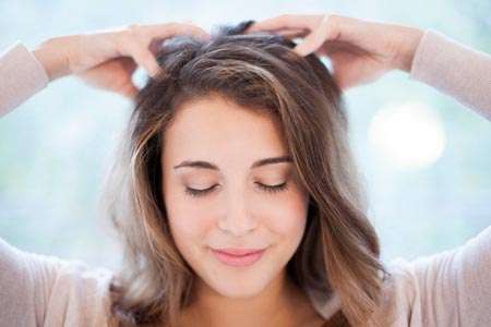 آیا ماساژ پوست سر برای رشد موی سر موثر است؟