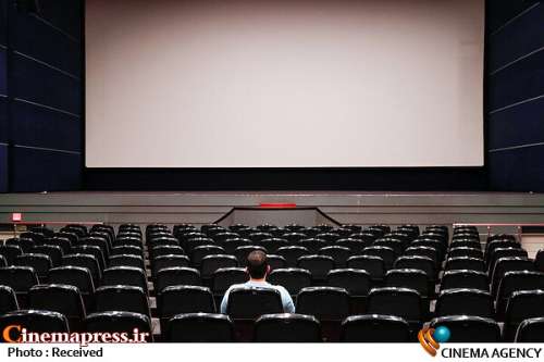 چند ساعت مانده به وعده بازگشایی مجدد؛
                    آیا اوج‌گیری مجدد «کرونا» در کشور باعث لغو بازگشایی سینماها خواهد شد؟!