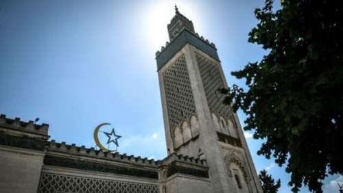 دولت فرانسه ۷۳ مسجد را تعطیل کرد