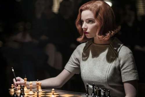 خالق ملکه شطرنج فیلم جدید می‌سازد/ آنا تیلور جوی در نقش یک مدل