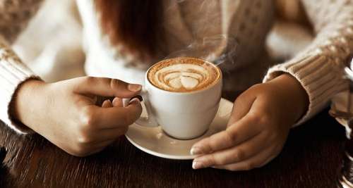 آیا نوشیدن قهوه به کاهش وزن کمک می کند؟