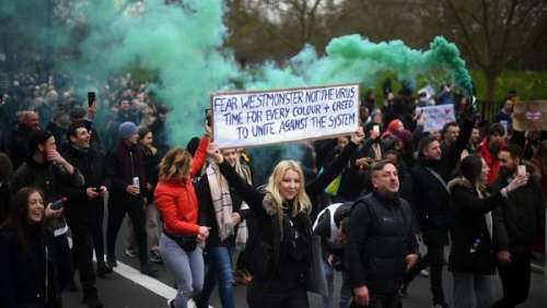 تظاهرات مخالفان محدودیت‌های کرونایی در لندن