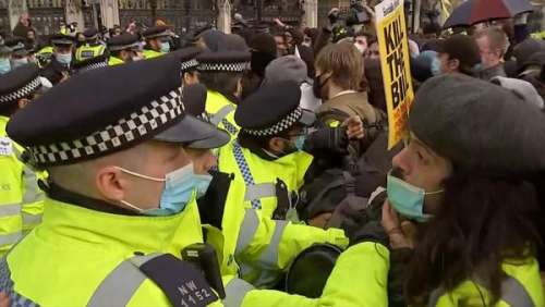 درگیری در تظاهرات ضدنژادپرستی در لندن