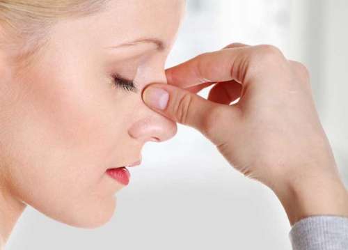 عوارض حرف زدن بعد از عمل بینی