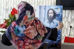 بغض و گریه در یادبود اشکان منصوری در جشنواره جهانی فجر + تصاویر