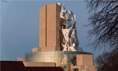 برجی با ۱۱ هزار ورق فولادی به یاد ونسان ونگوگ | تازه‌ترین پروژه فرانک گری در جنوب فرانسه افتتاح می‌شود
