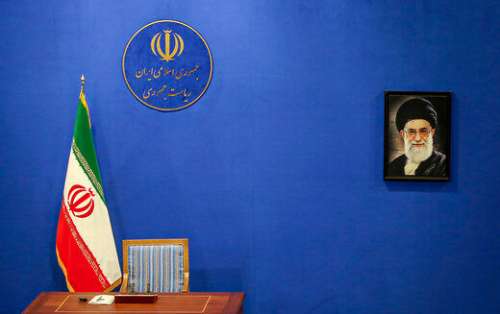 همه احتمالات درباره کابینه سیزدهم/نفوذ وزرای احمدی نژاد به کابینه رئیسی؟