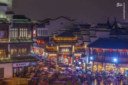وضعیت زندگی مردم چین ۱۰ شب به بعد بدون کرونا و محدودیت های شبانه