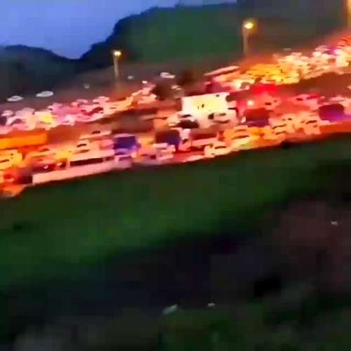 ترافیک وحشتناک و بی‌سابقه در گردنه حیران !+فیلم