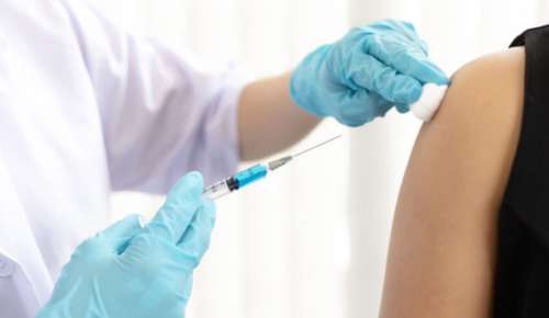 یک میلیون و ۱۲۴هزار دُز واکسن کرونا در شبانه‌روز گذشته تزریق شد