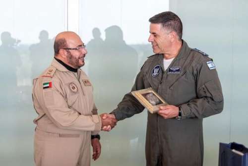 سفر فرمانده نیروی هوایی امارات به اراضی اشغالی