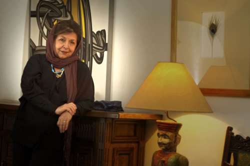 لیلی گلستان: ایده دو نمایشگاه محمد احصایی از آن بهزاد حاتم است/ با برپایی نمایشگاه آنلاین ۴۰ نقاشی فروختیم