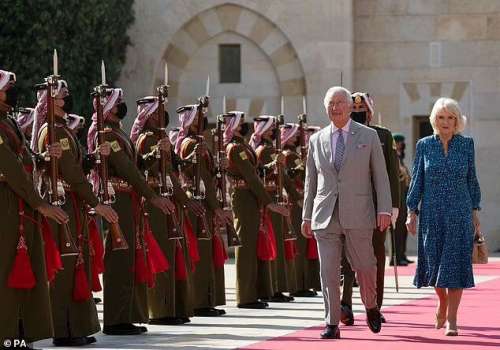 گفت‌وگوی پادشاه اردن و ولیعهد انگلیس درباره توسعه همکاری‌های دوجانبه