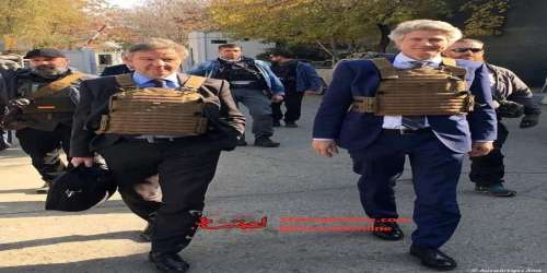 دیپلمات ها با جلیقه‌ ضد گلوله به کابل رفتند!+عکس