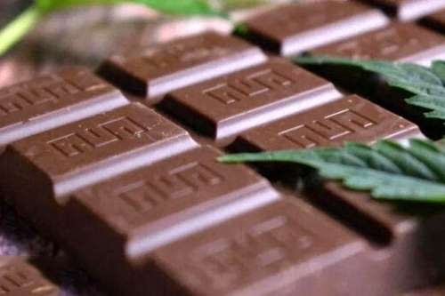 ماجرای کشف شکلات‌های تریاکی در فرودگاه امام