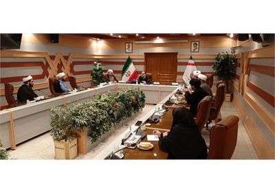 جزئیات جلسه دبیر شورای فرهنگ عمومی با فعالان حوزوی عرصه پوشش، حجاب و عفاف در قم