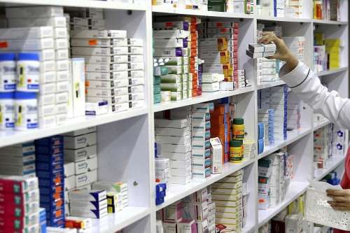 هشدار|  افزایش کمبود دارو به دنبال عدم تخصیص سهمیه ارز