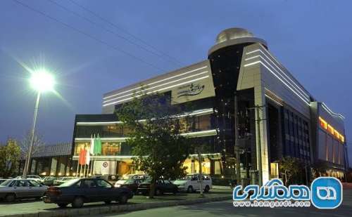 مرکز خرید ویلاژ توریست یکی از مشهورترین مراکز خرید مشهد است