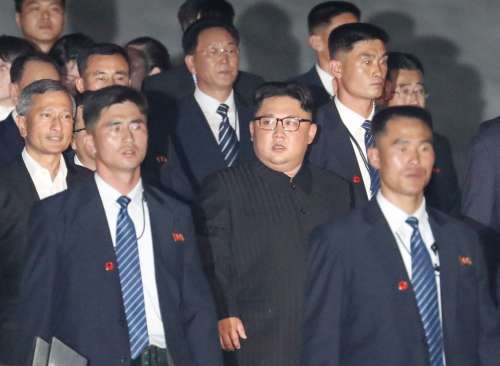 محافظان رهبر کره شمالی؛ از چگونگی انتخاب تا تقلید خنده دار از فیلم های کلینت ایستوود