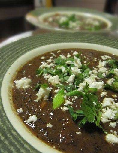 طرز تهیه سوپ لوبیا با زیره ویژه پیش غذا