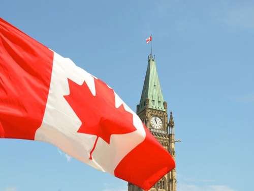 تفاوت اقامت کانادا با شهروندی کانادا چیست؟