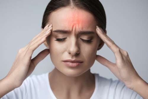 سردرد مداوم را با 5 روش خانگی درمان کنید!