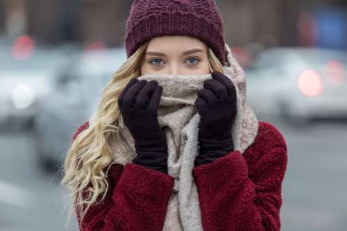 چرا وقتی سردمان می شود سرما می خوریم؟ مقصر اصلی را بشناسید