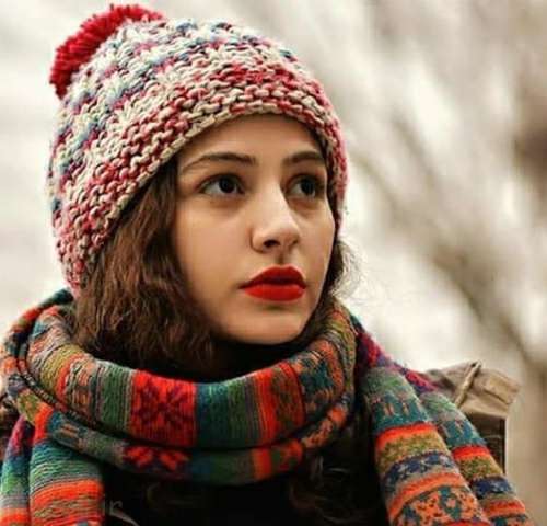 عکس و بیوگرافی مهتاب ثروتی بازیگر نقش غزاله سریال مترجم