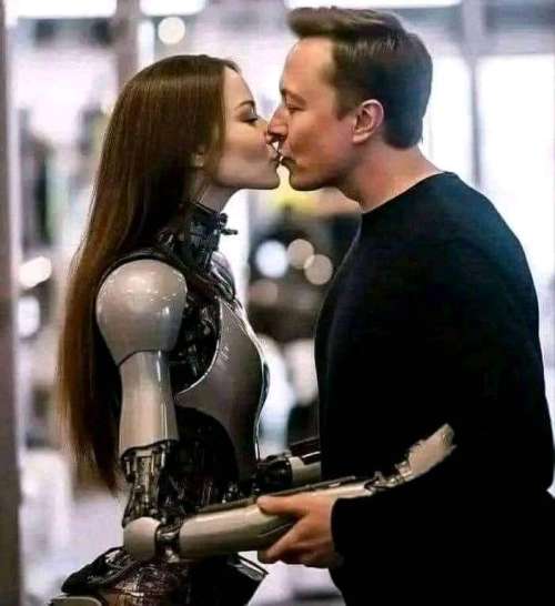 تصاویر جنجالی ایلان ماسک از ازدواج با رباتی به نام کاتانلا