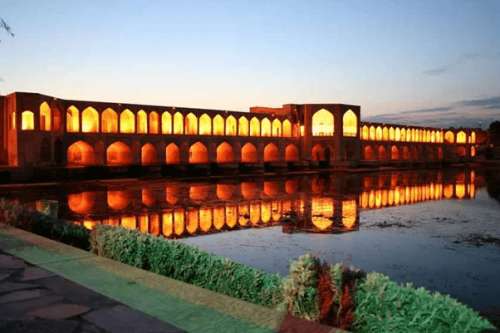 قبل از سفر به اصفهان بخوانید