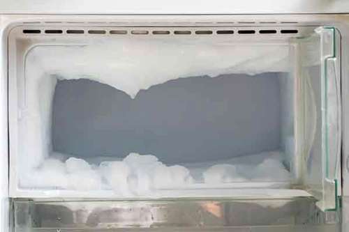 فوت کوزه گری برای اینکه یخچال دیگه برفک نزنه | ترفند جادویی برای رهایی همیشگی از برفک یخچال