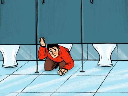 چرا درهای توالت های عمومی کوتاه است؟