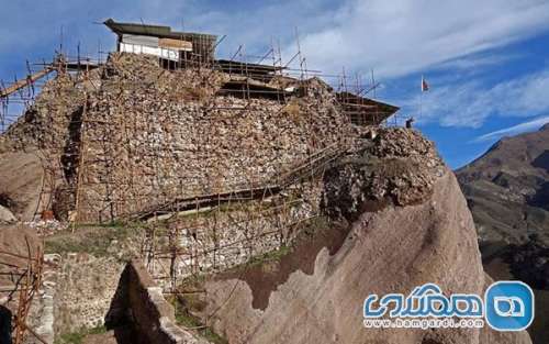 قلعه الموت یکی از جاذبه های گردشگری قزوین به شمار می رود