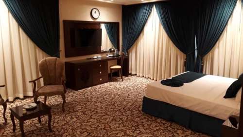 مقایسه کیفیت هتل های مشهد و شیراز