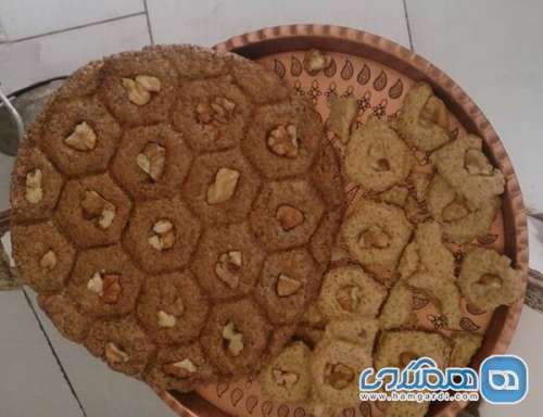 حلوا کنجد یکی از شیرینی های شهرستان جاجرم در خراسان شمالی است