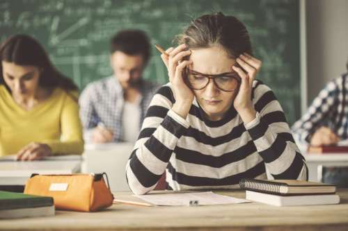 چگونه استرس امتحان را از بین ببریم؟