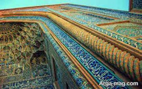 بازدید از مسجد جامع کرمان و نقش و نگارهای زیبای آن