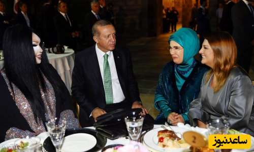 عکسی دیده نشده از افطاری اردوغان با خواننده تغییر جنسیت داده و پرطرفدار ترکیه ای!