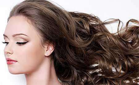 8 روش طبیعی برای خوشبو کردن مو