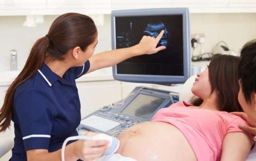 سونوگرافی بارداری به چه دلایلی انجام می شود و چه عوارضی برای جنین دارد؟